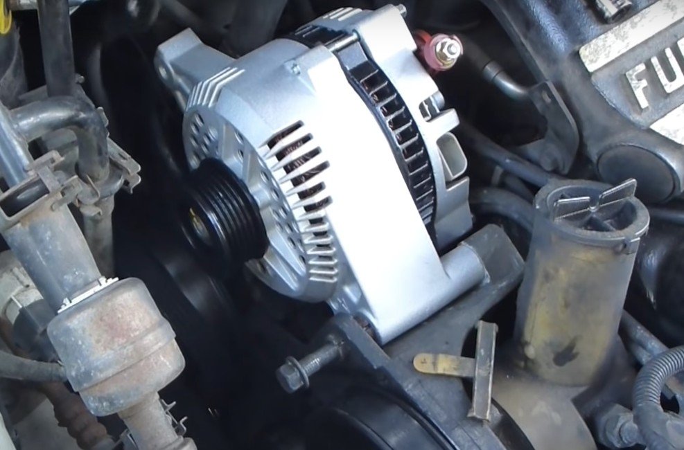 Alternator replacement for Anaheim motorist by mobile mechanic.